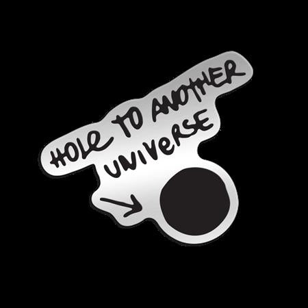 LIFE IS STRANGE ANOTHER UNIVERSE ENAMEL PIN BADGE (12/11/2026)