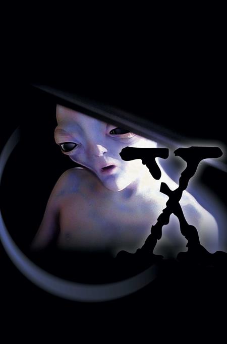 X FILES (2026) #2 CVR G ALIEN FOIL VIRGIN VAR CB (01/13/2027)